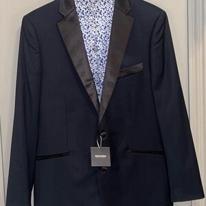 Indochino made to measure Men's Navy tuxedo jacket with Black Satin Lapel